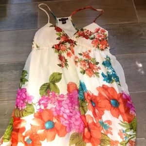 Girl's size medium dress in good dress